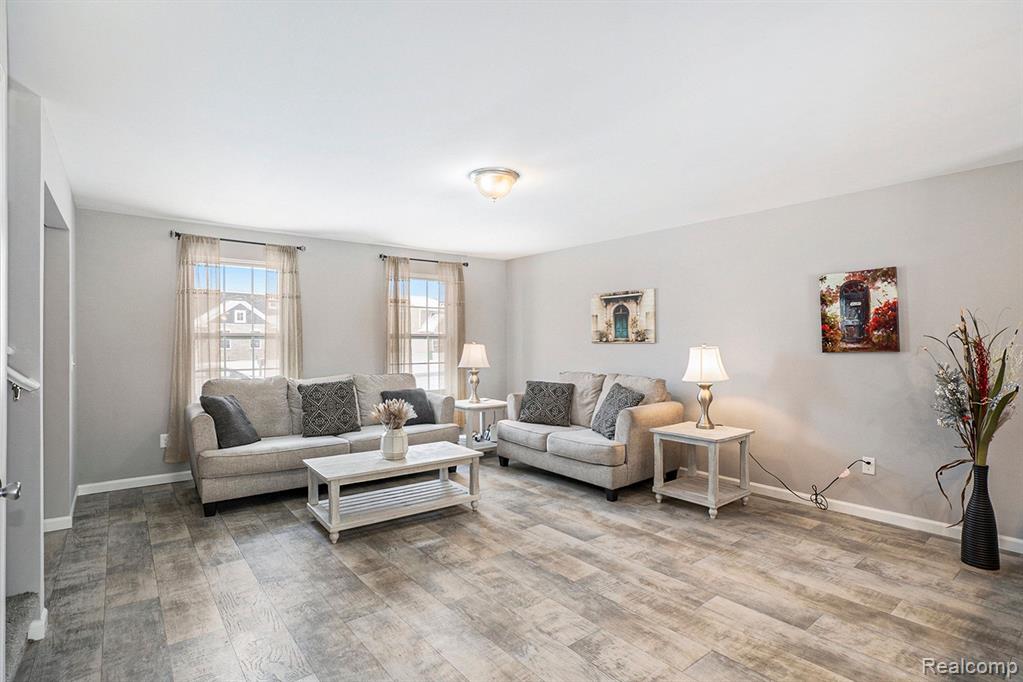 7193 PRIMROSE Lane, Grand Blanc, MI 48439 — Photo 5