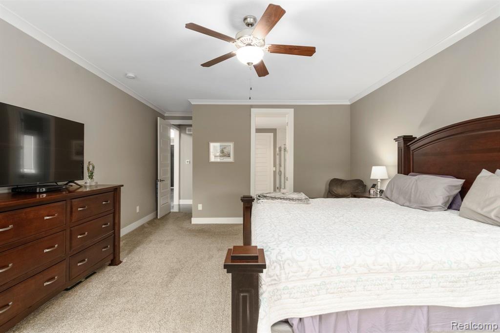 54678 BLACK HILLS Lane, Utica, MI 48316 — Photo 39
