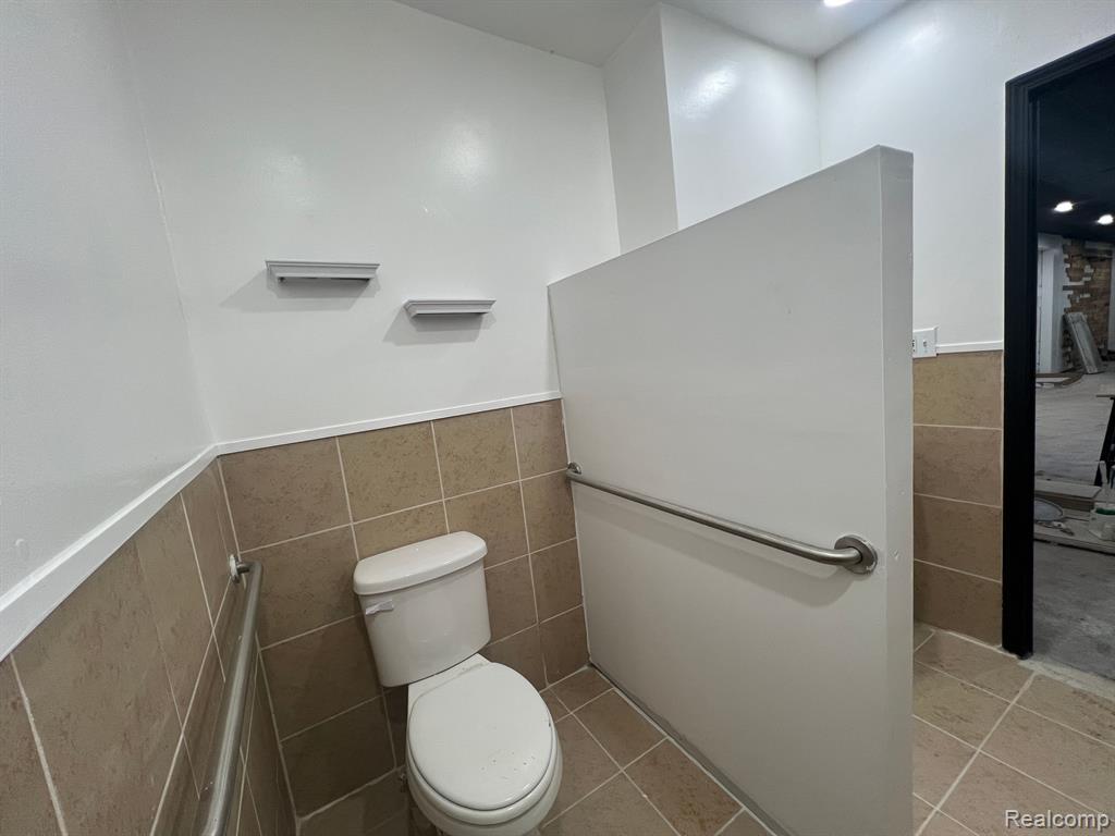 13837 Conant Street, Hamtramck, MI, 48212