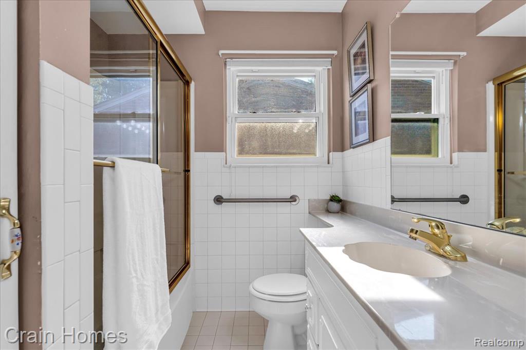 846 Moulin Avenue, Madison Heights, MI 48071 — Photo 18