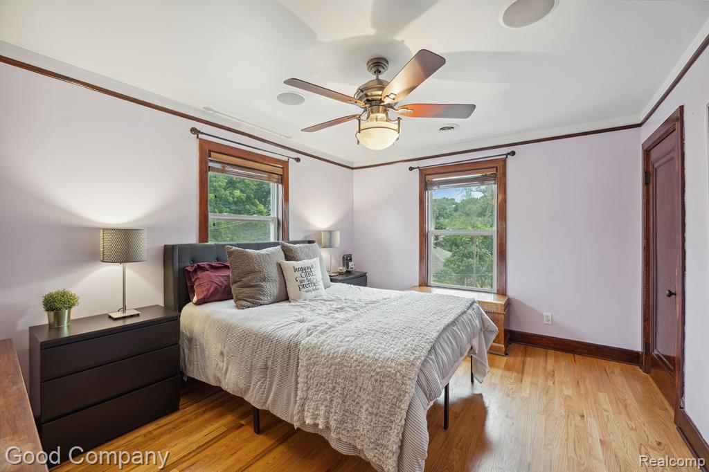 964 W LEWISTON Avenue, Ferndale, MI 48220 — Photo 27