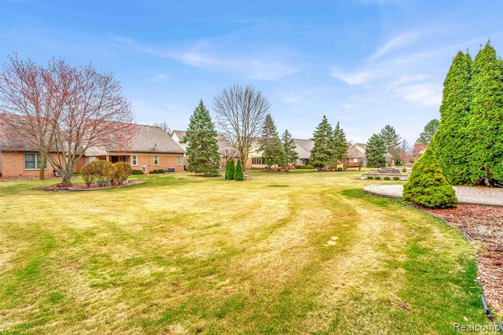 43576 INGLENOOK, Sterling Heights, MI 48314 — Photo 72