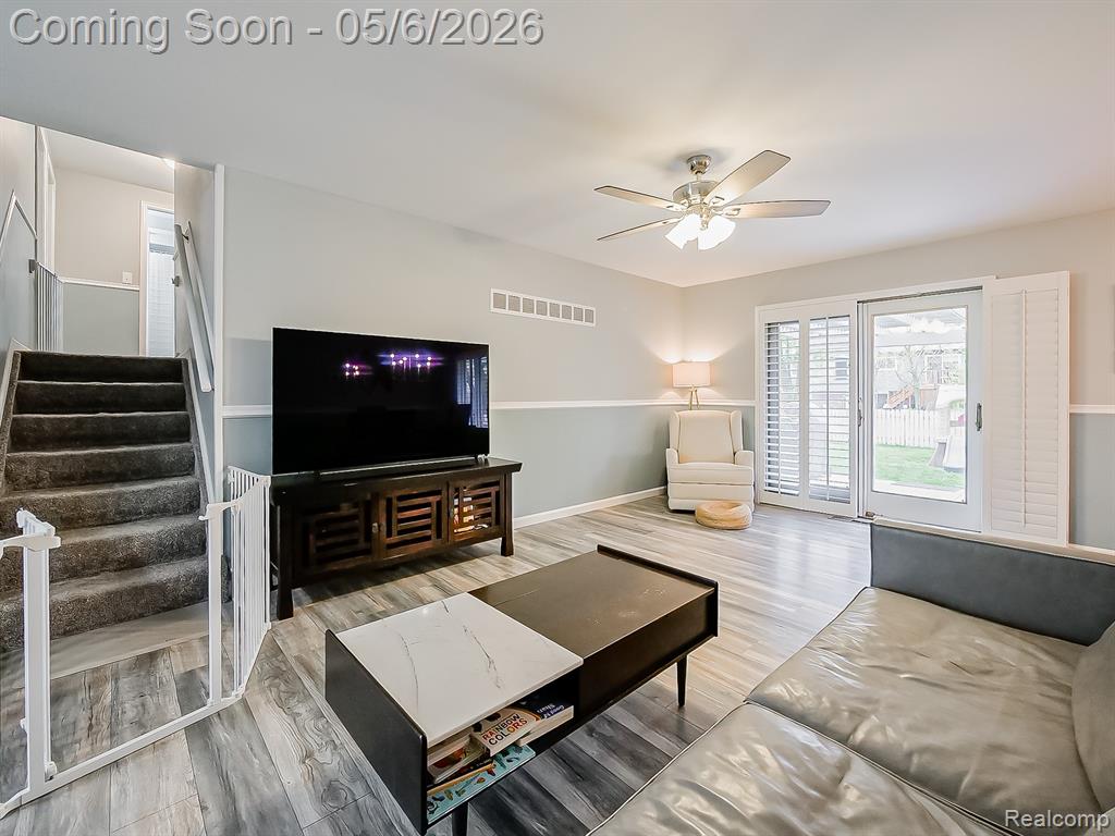 41528 Greenwood Court, Canton, MI 48187 — Photo 4