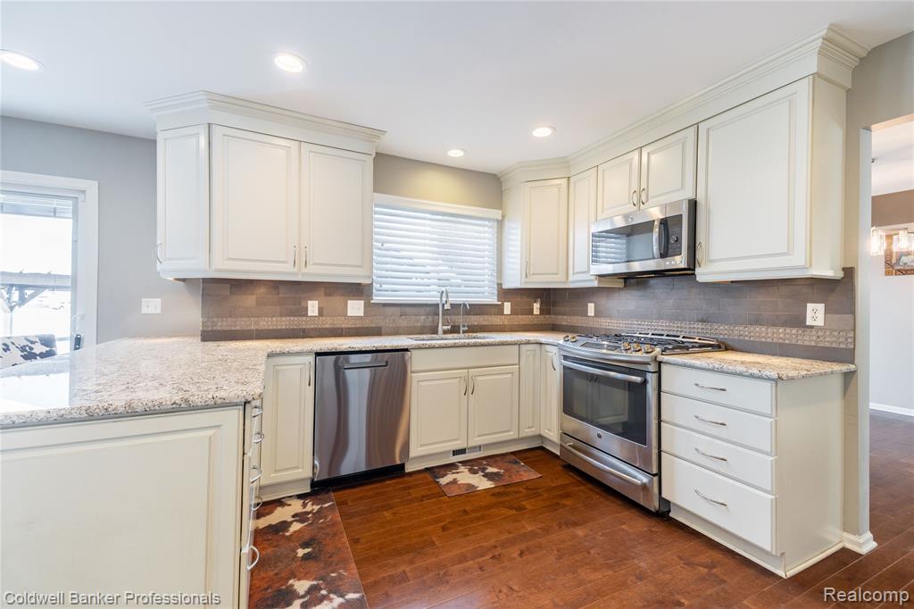 60628 S Lyon Trail, South Lyon, MI 48178 — Photo 14
