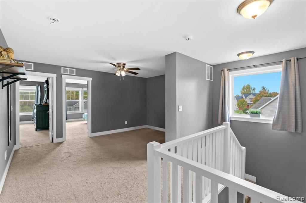 552 Hewitt Street, Howell, MI 48843 — Photo 16