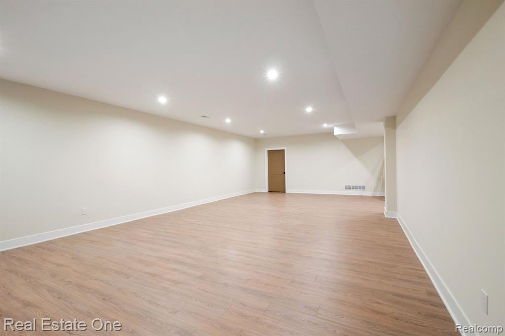 4016 W Webster Road, Royal Oak, MI 48073 — Photo 34