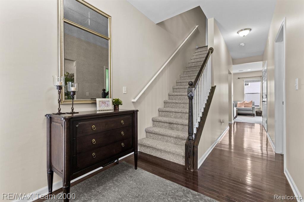 51139 GOLD RIDGE Lane, Canton, MI 48188 — Photo 5
