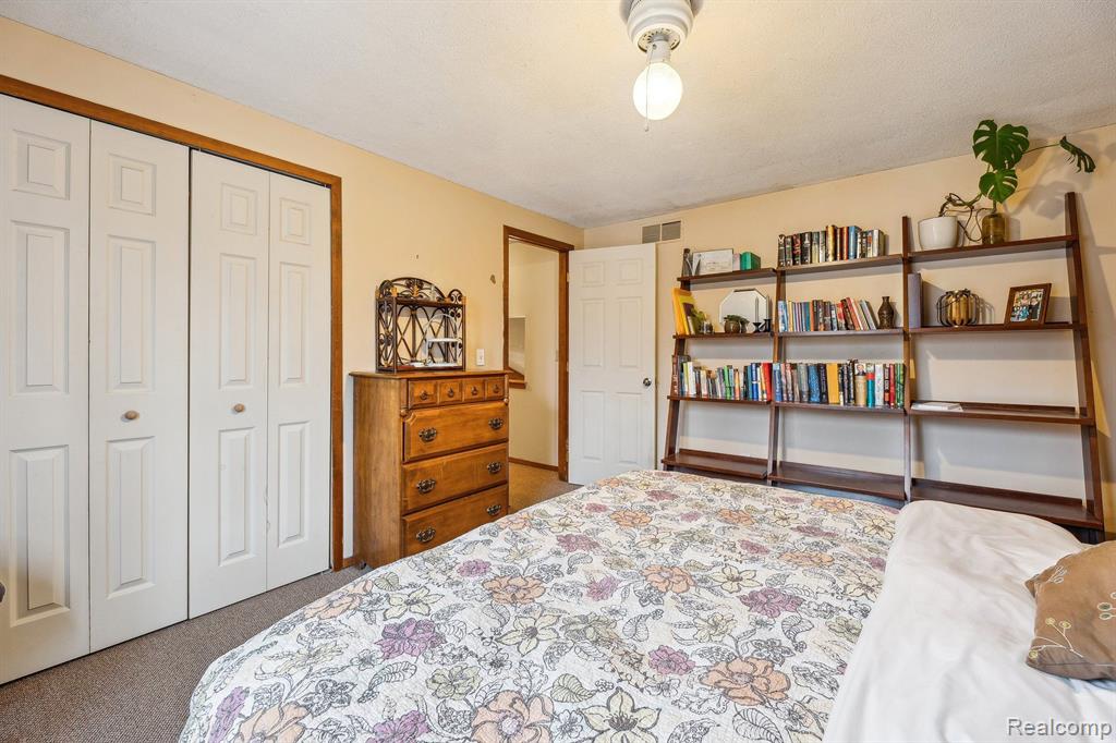6491 WOODLAND Road, Whitmore Lake, MI 48189 — Photo 21