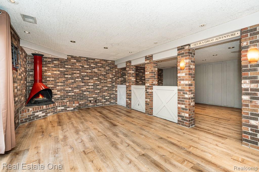 53081 Scenic Drive, Shelby Twp, MI 48316 — Photo 28