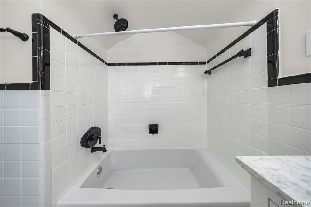 16549 Washburn Street, Detroit, MI 48221 — Photo 18