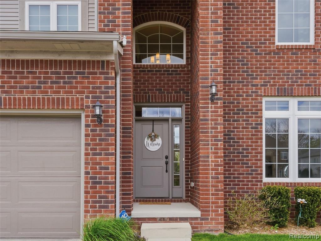 1551 Garrett Drive, Troy, MI 48085 — Photo 3