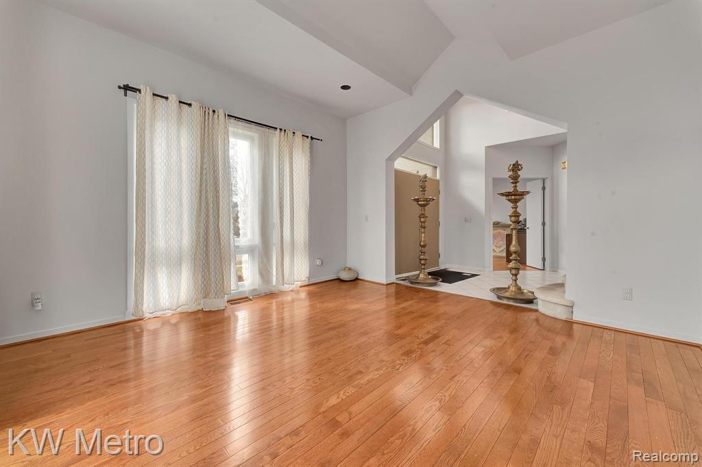6250 STONEBRIDGE, West Bloomfield, MI — Photo 7