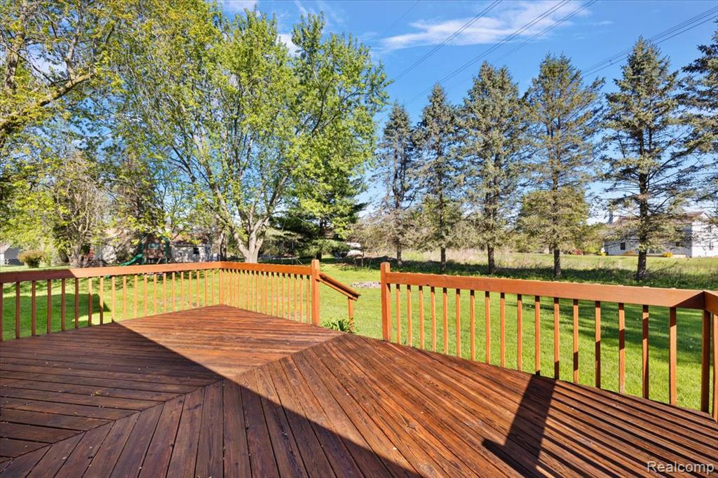 1081 Eagle Nest Drive, Rochester, MI 48306 — Photo 46