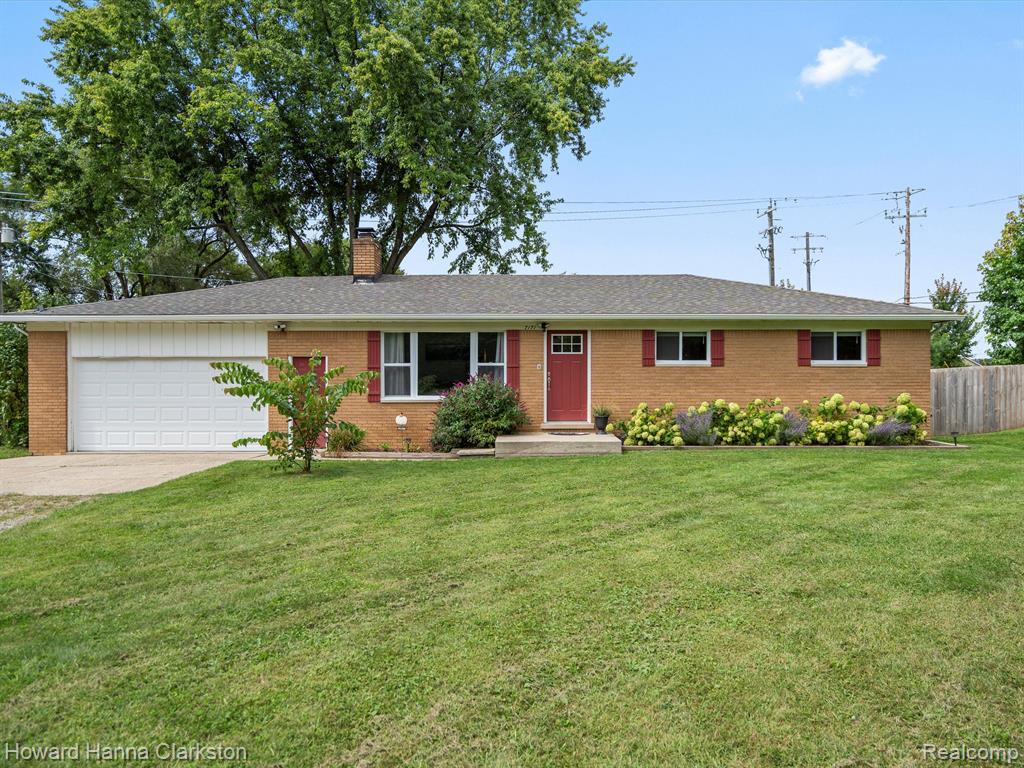 7171 Clintonville Road, Clarkston, MI 48348 — Photo 29