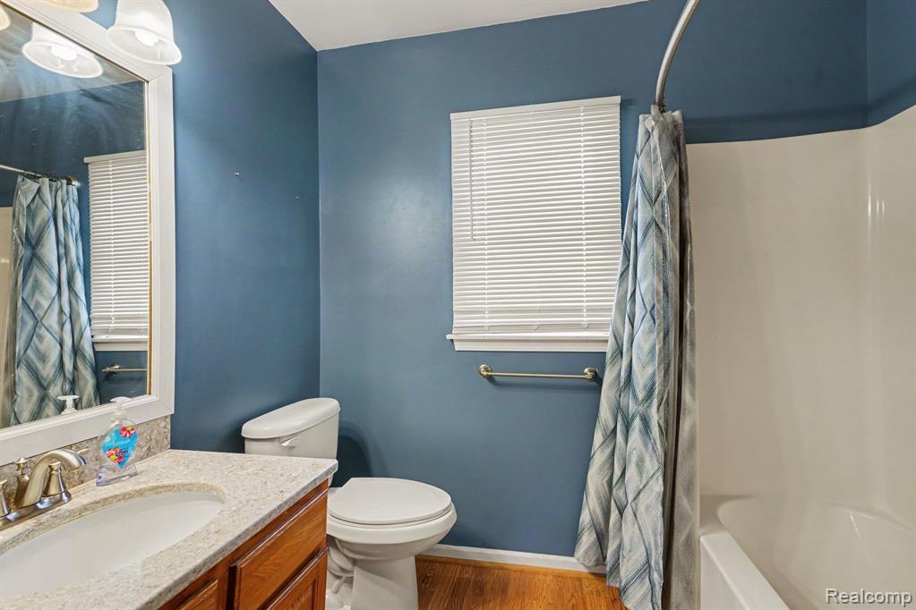8012 Fox Hollow Road, Goodrich Vlg, MI — Photo 15