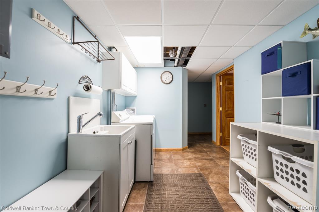 8160 Halfway Drive, Brighton, MI 48116 — Photo 41