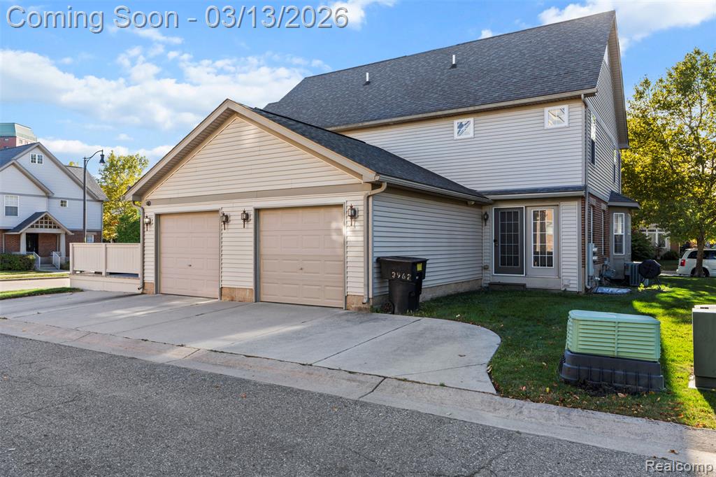 3962 Miracles Boulevard, Detroit, MI 48201 — Photo 29