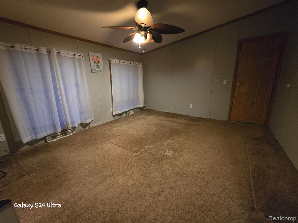 10414 N PARK Street, Casco, MI 48064 — Photo 5
