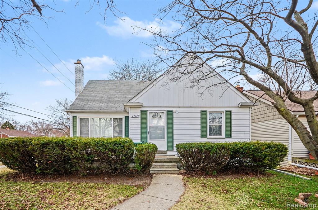 24274 Shakespeare Avenue, Eastpointe, MI 48021 — front exterior