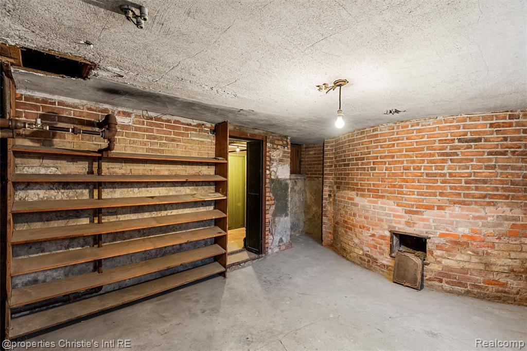 36 Longfellow Street, Detroit, MI 48202 — Photo 64