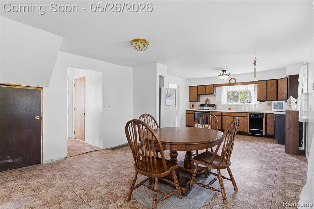 1145 S Washburn Road, Davison, MI 48423 — Photo 13