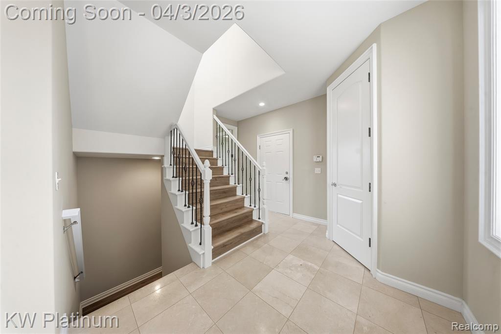 48877 Point Lakeview Drive, Chesterfield, MI 48047 — Photo 39