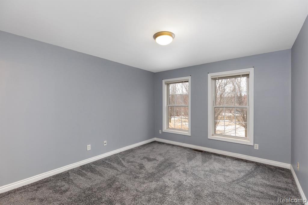 5821 Hampshire Lane, Ypsilanti, MI 48197 — Photo 20