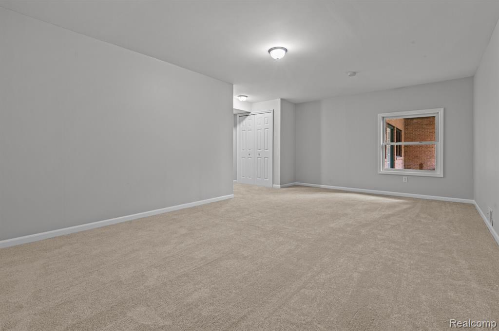 4648 Oak Lane, Whitmore Lake, MI 48189 — Photo 33