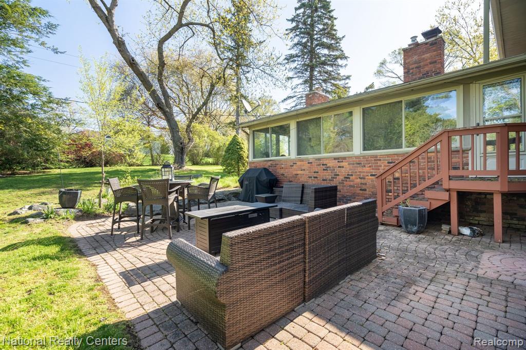 6450 Gilbert Lake Road, Bloomfield Hills, MI 48301 — Photo 22