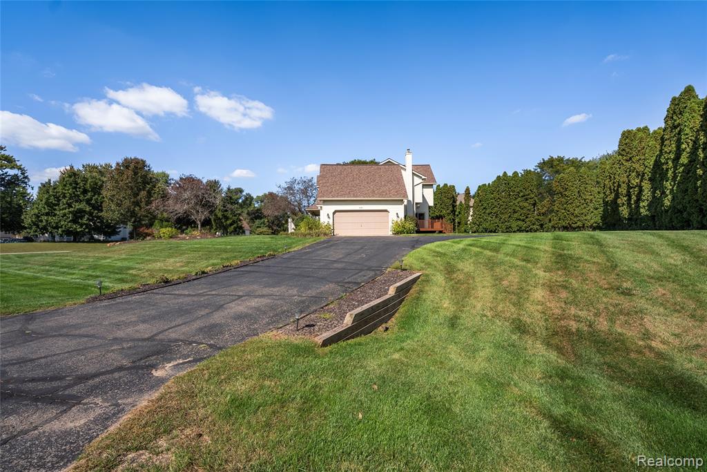 9339 Summercress Drive, Brighton, MI 48116 — Photo 31