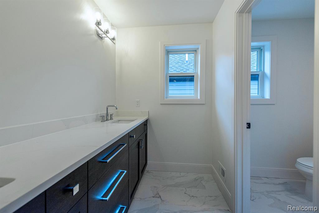 4107 Devon, Royal Oak, MI 48073 — Photo 21