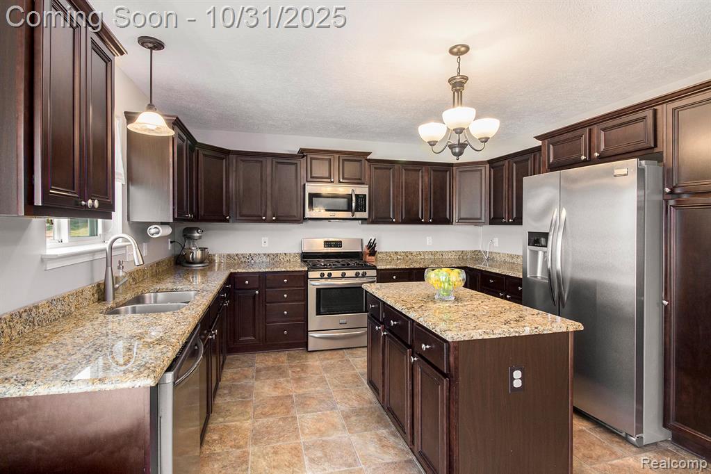 9123 Oneida Way, Pinckney, MI 48169 — Photo 9