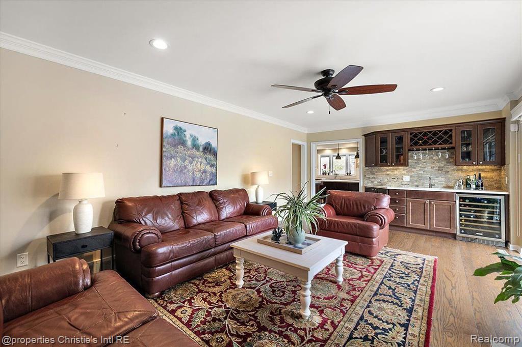 536 Middlesex Road, Grosse Pointe Park, MI 48230 — Photo 19