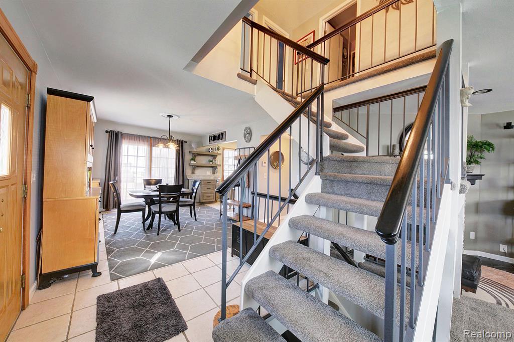 19341 ANDOVER CT, Northville, MI 48167 — Photo 9