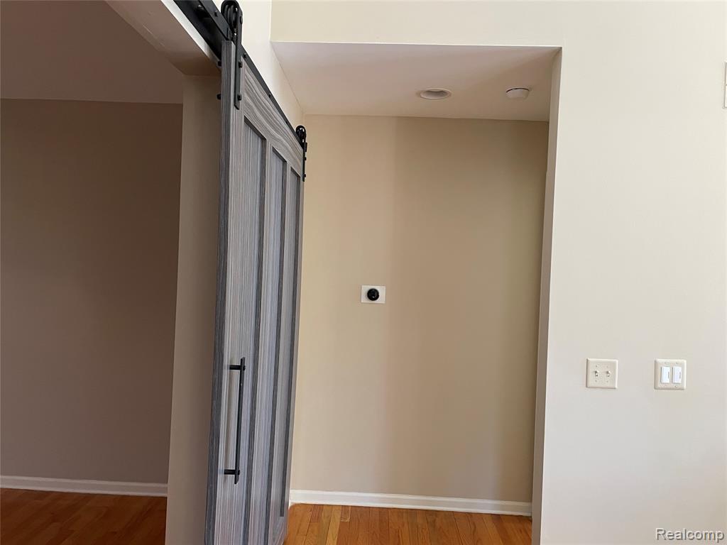 4765 Woodbine Circle S, West Bloomfield, MI 48323 — Photo 14