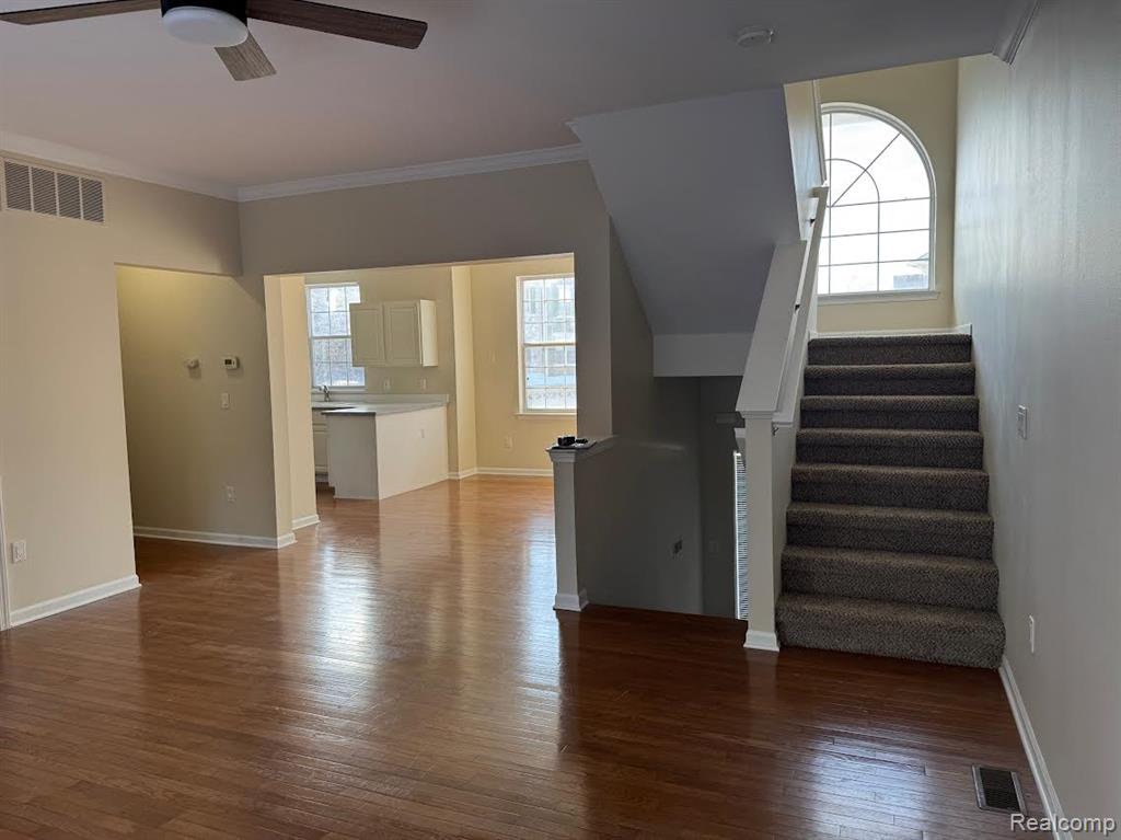 4790 MADDIE Lane, Dearborn, MI 48126 — Photo 3