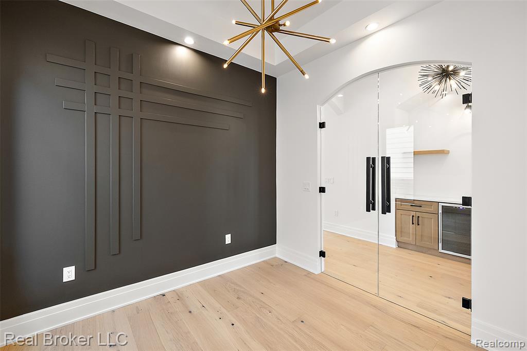 4240 Tonawanda Avenue, Royal Oak, MI 48073 — Photo 19