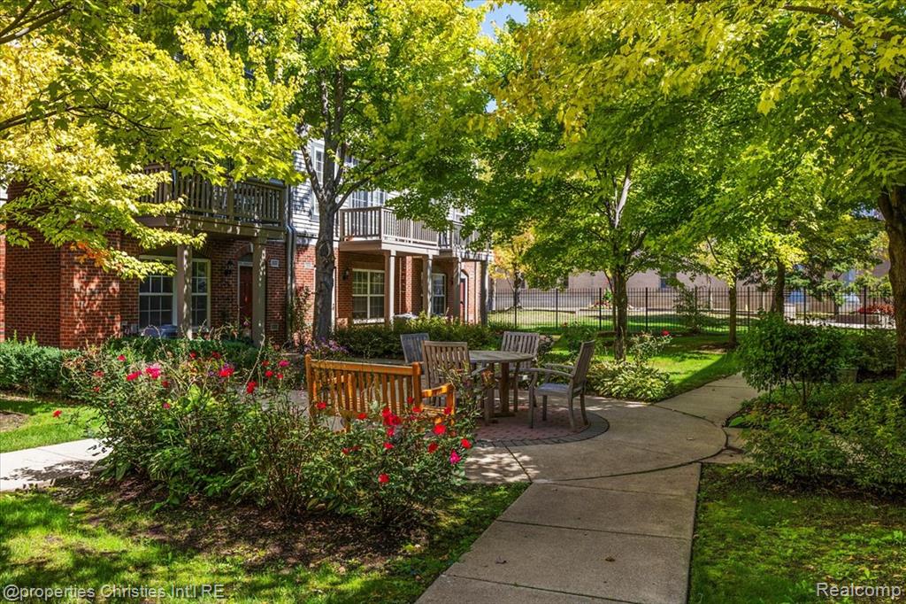469 W Hancock Street, Detroit, MI 48201 — Photo 5