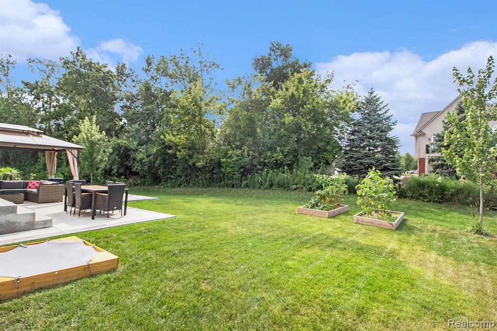 6372 HAWTHORNE Avenue, Ypsilanti, MI 48197 — Photo 24
