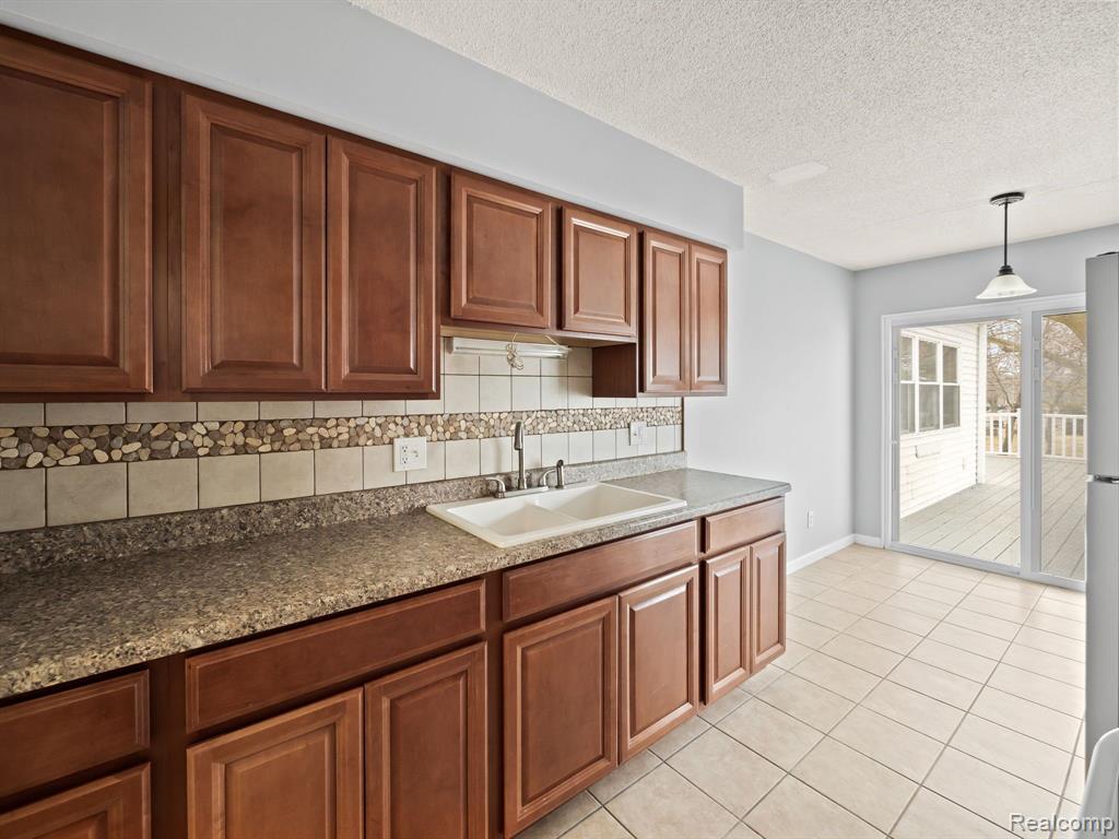 46733 Shelby Road, Shelby Twp, MI 48317 — Photo 8