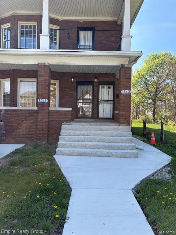1341 & 1343 Seward Street
