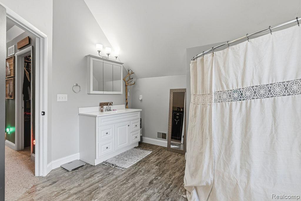 5216 S State Road, Goodrich Vlg, MI — Photo 27