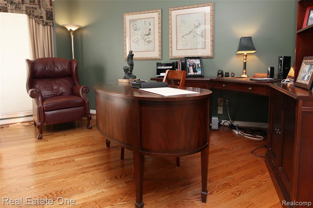3991 Oakfield Court, Shelby Twp, MI 48316 — Photo 8