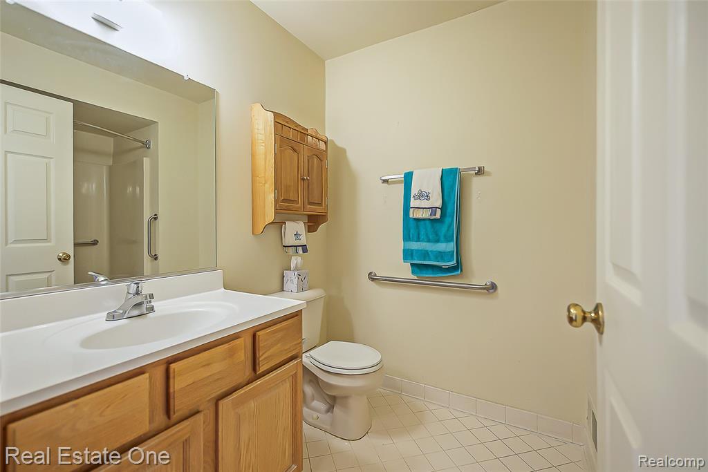 62360 Arlington Circle, 2, South Lyon, MI 48178 — Photo 20