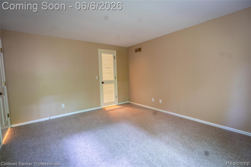 3969 Braeburn Drive, Norton Shores, MI 49441 — Photo 31