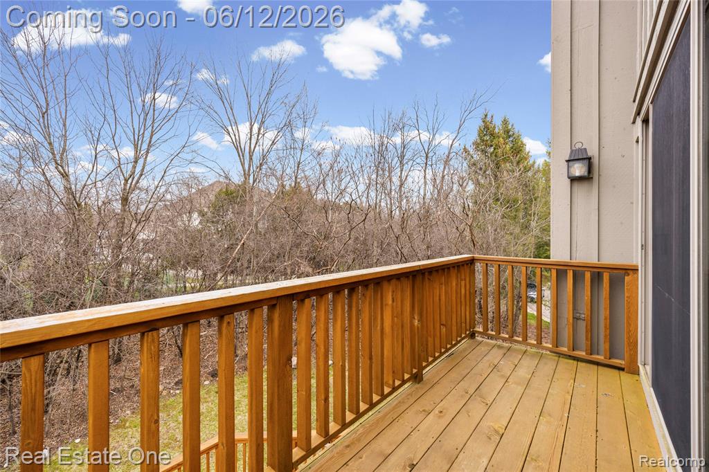 7026 Daventry Woods Drive, West Bloomfield, MI — Photo 35