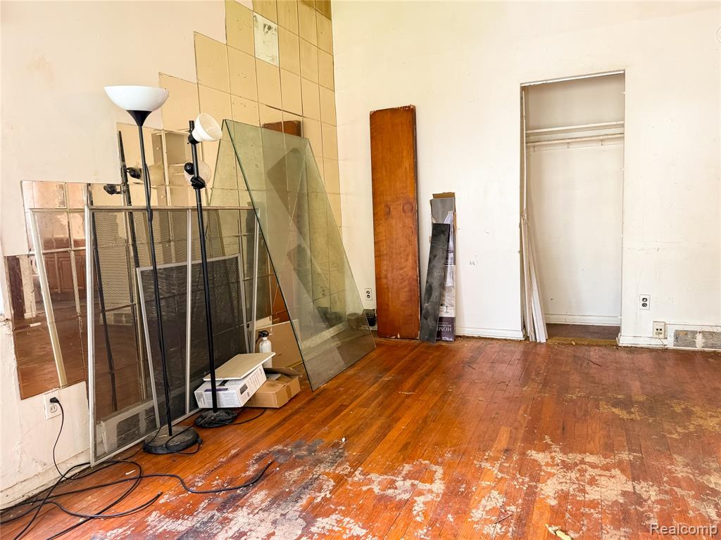 1965 S Annabelle Street, Detroit, MI 48217 — Photo 4