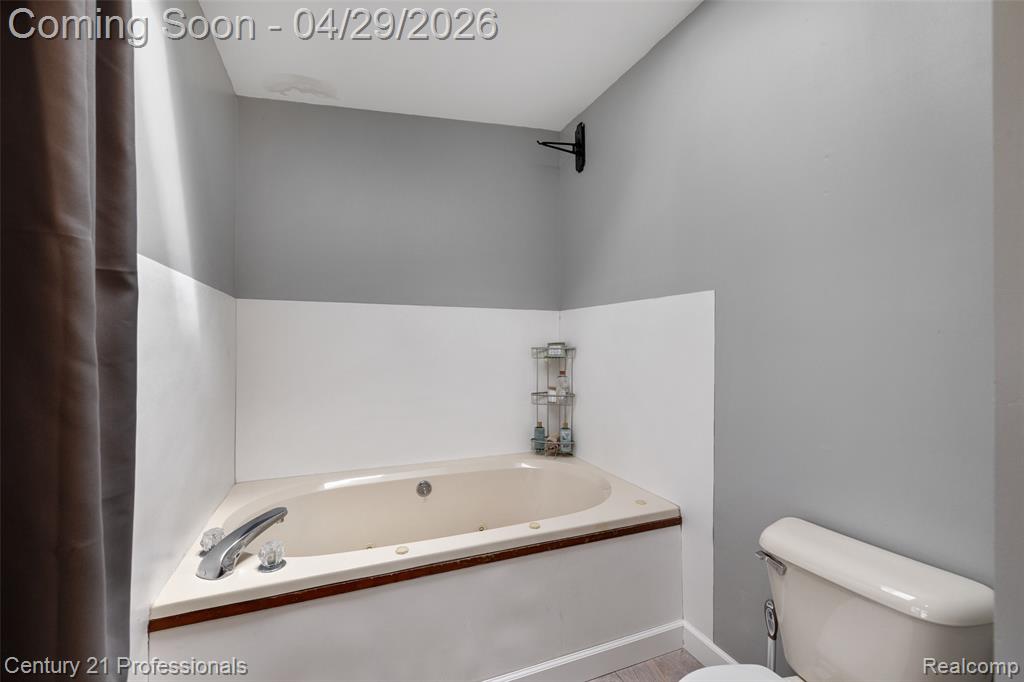9200 Clyde Road, Fenton, MI 48430 — Photo 14
