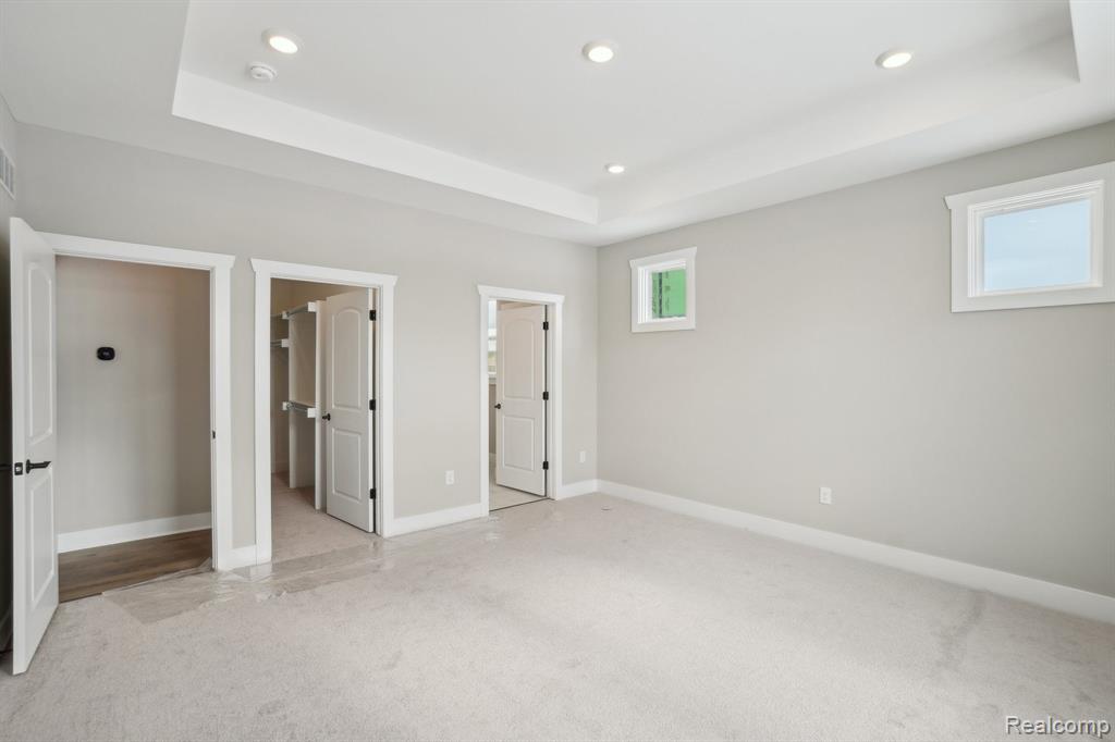 677 Round Rock Dr, Howell, MI 48843 — Photo 24