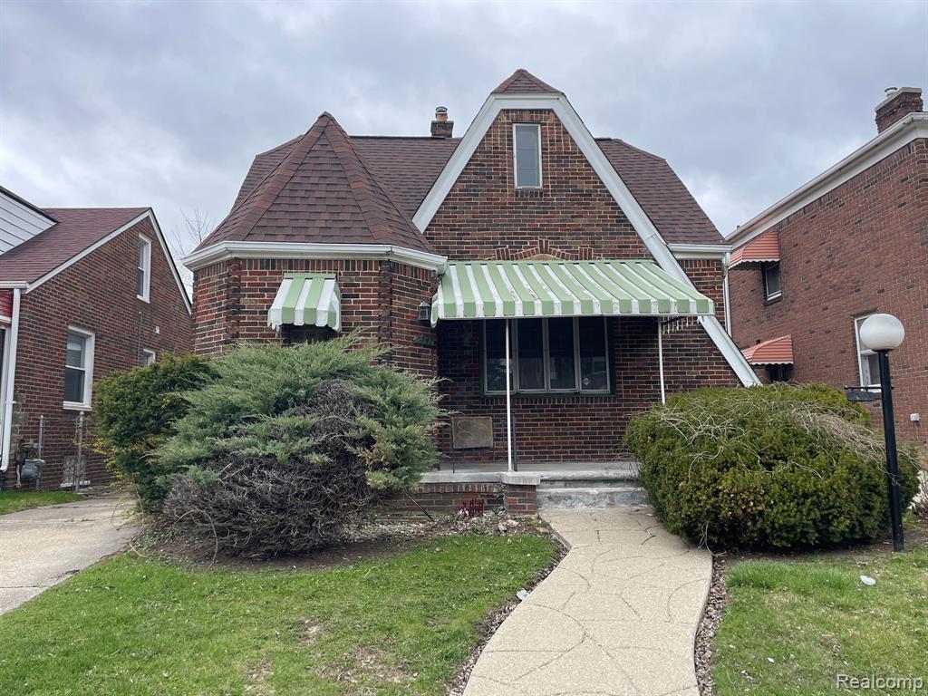 9241 MANISTIQUE Street, Detroit, MI 48224 — front exterior